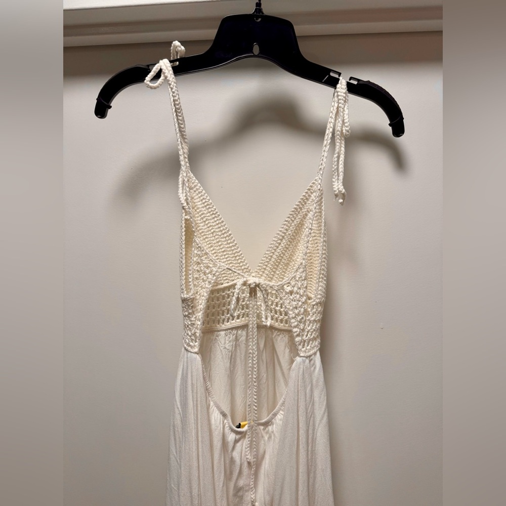 Forever 21 White Maxi Crochet Top Backless Size Small - Picture 6 of 6